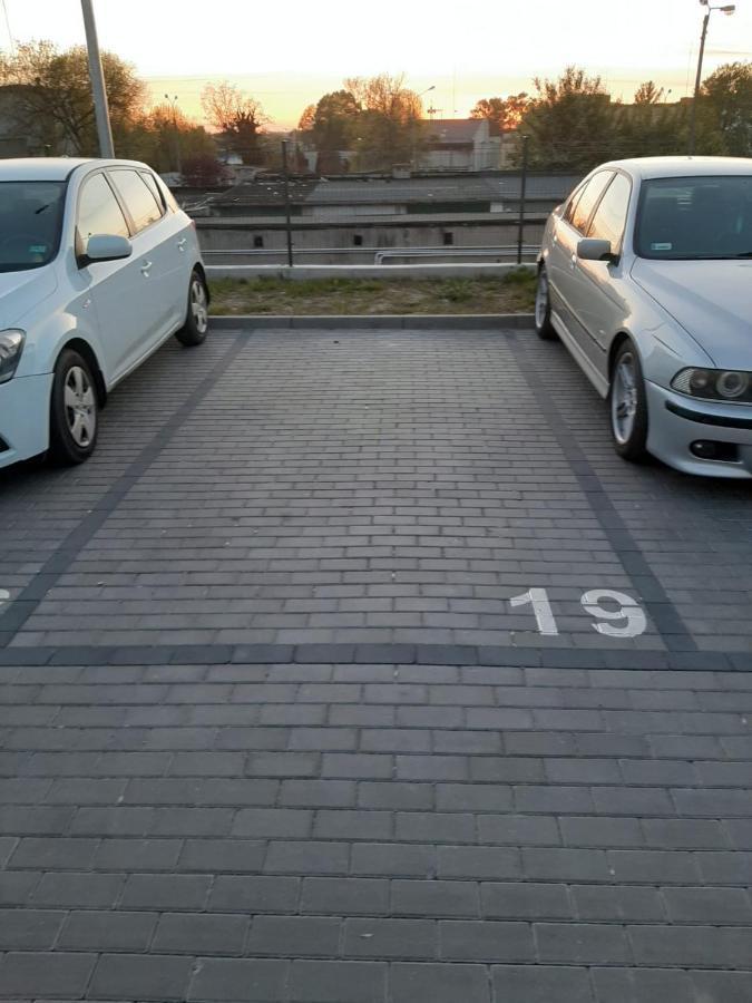 Апартаменты Bm Apartament - Z Miejscem Parkingowym Люблин Экстерьер фото